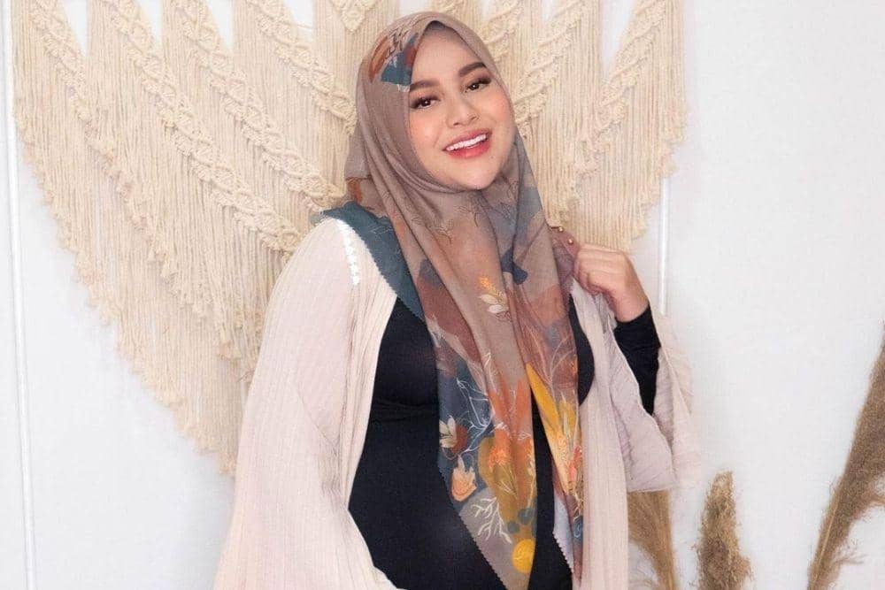 instagram.com/aurelie.hermansyah