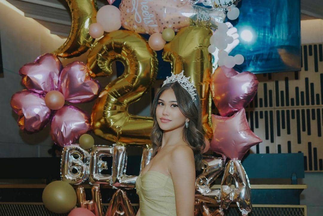 instagram.com/bellezaa_17