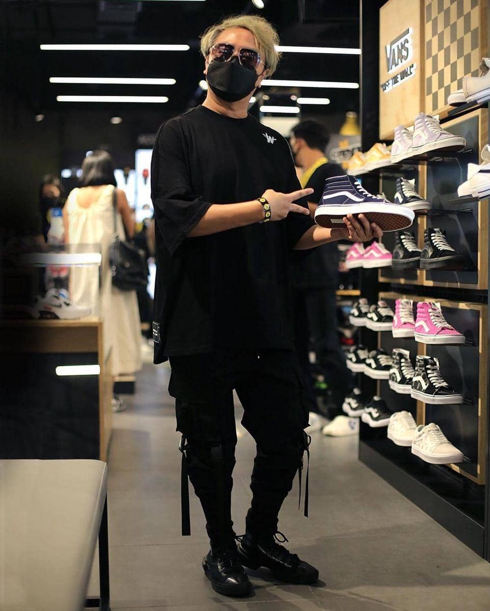 instagram.com/jdsportsindo