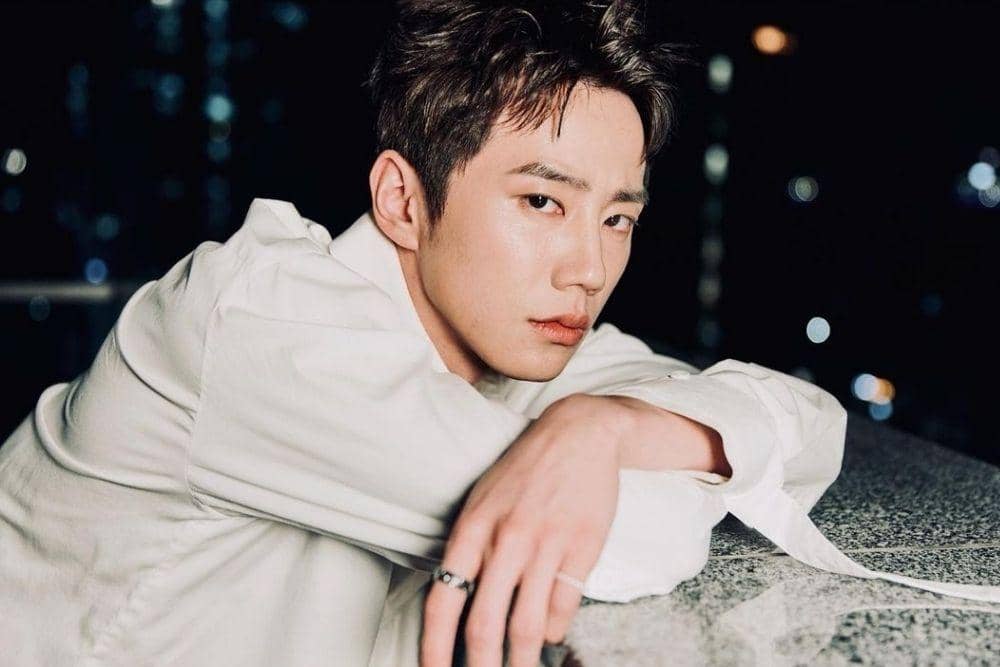 instagram.com/real_2junyoung