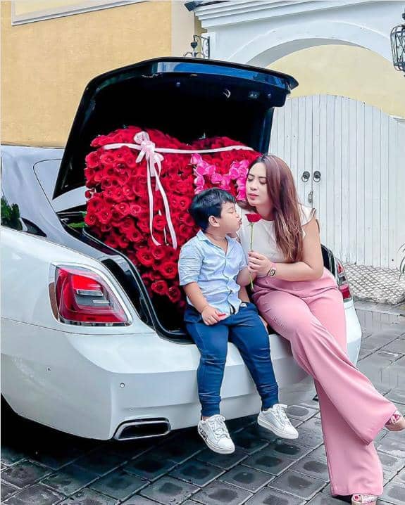 instagram.com/dewagede_adiputra