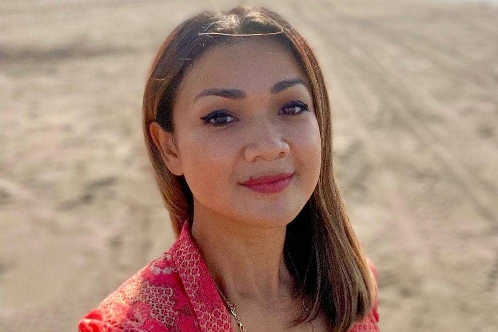 instagram.com/nirinazubir_