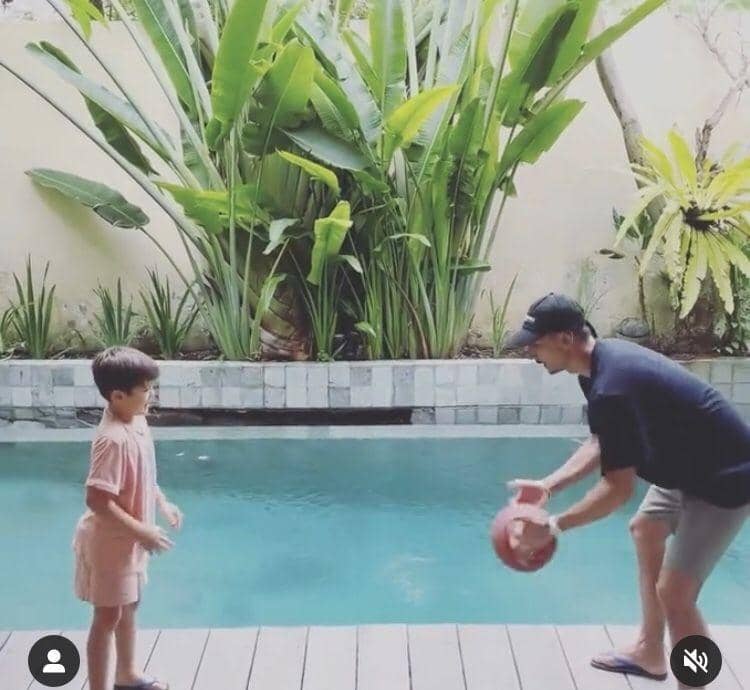 Instagram.com/v.andrianto