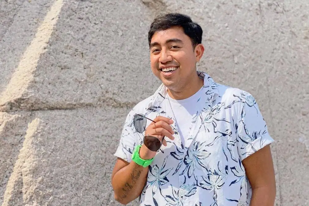 Talabalar uchun seks partiyasi pornosini onlayn tomosha qiling Elf eshakda sikiladi (video)