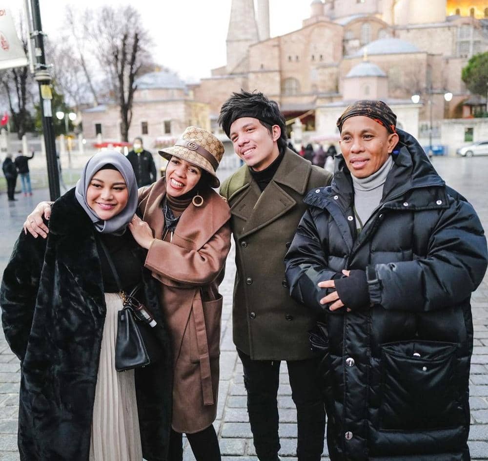 Instagram.com/genifaruk