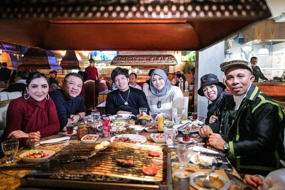 Instagram.com/genifaruk