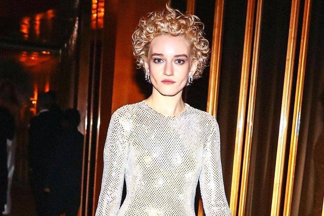 instagram.com/juliagarnerofficial