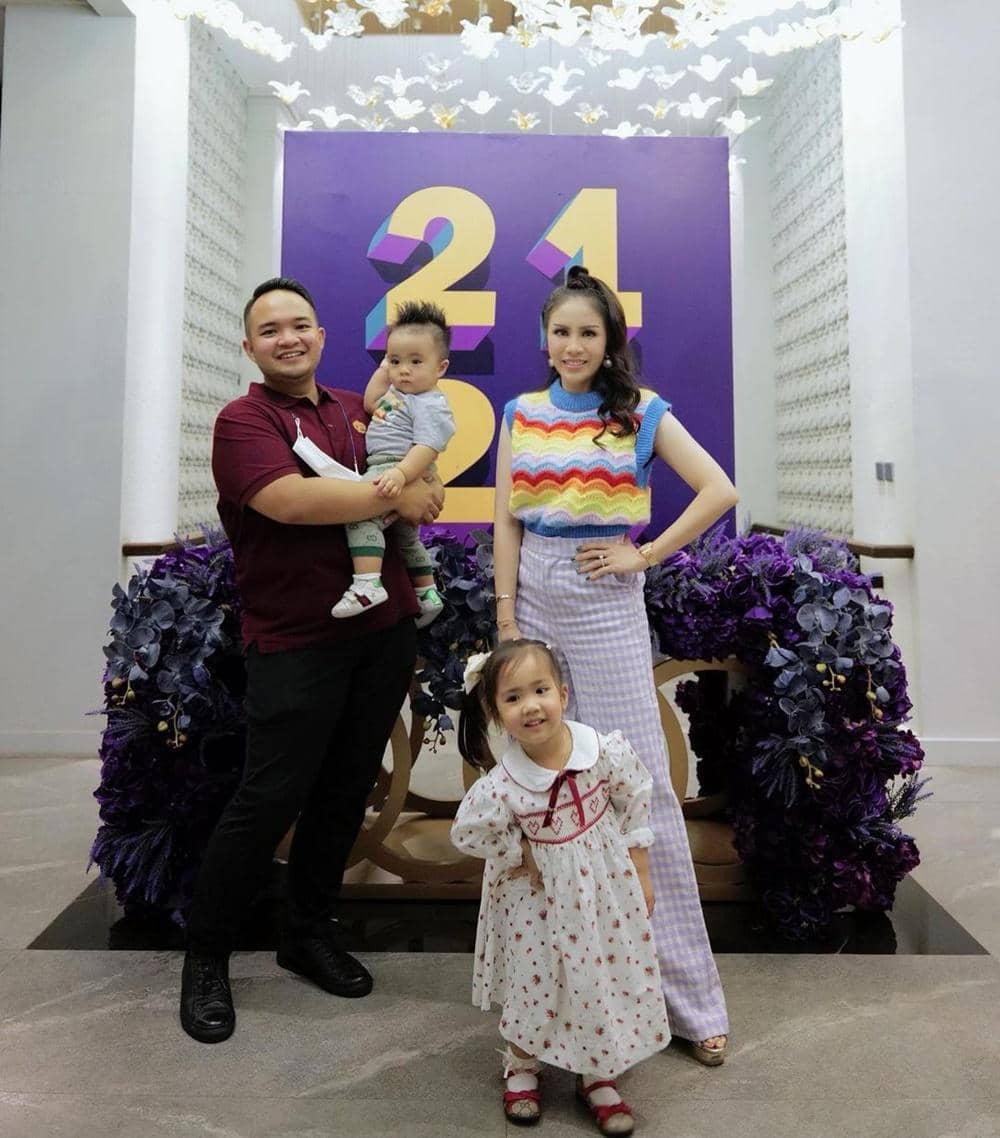 Instagram.com/therealmomogeisha