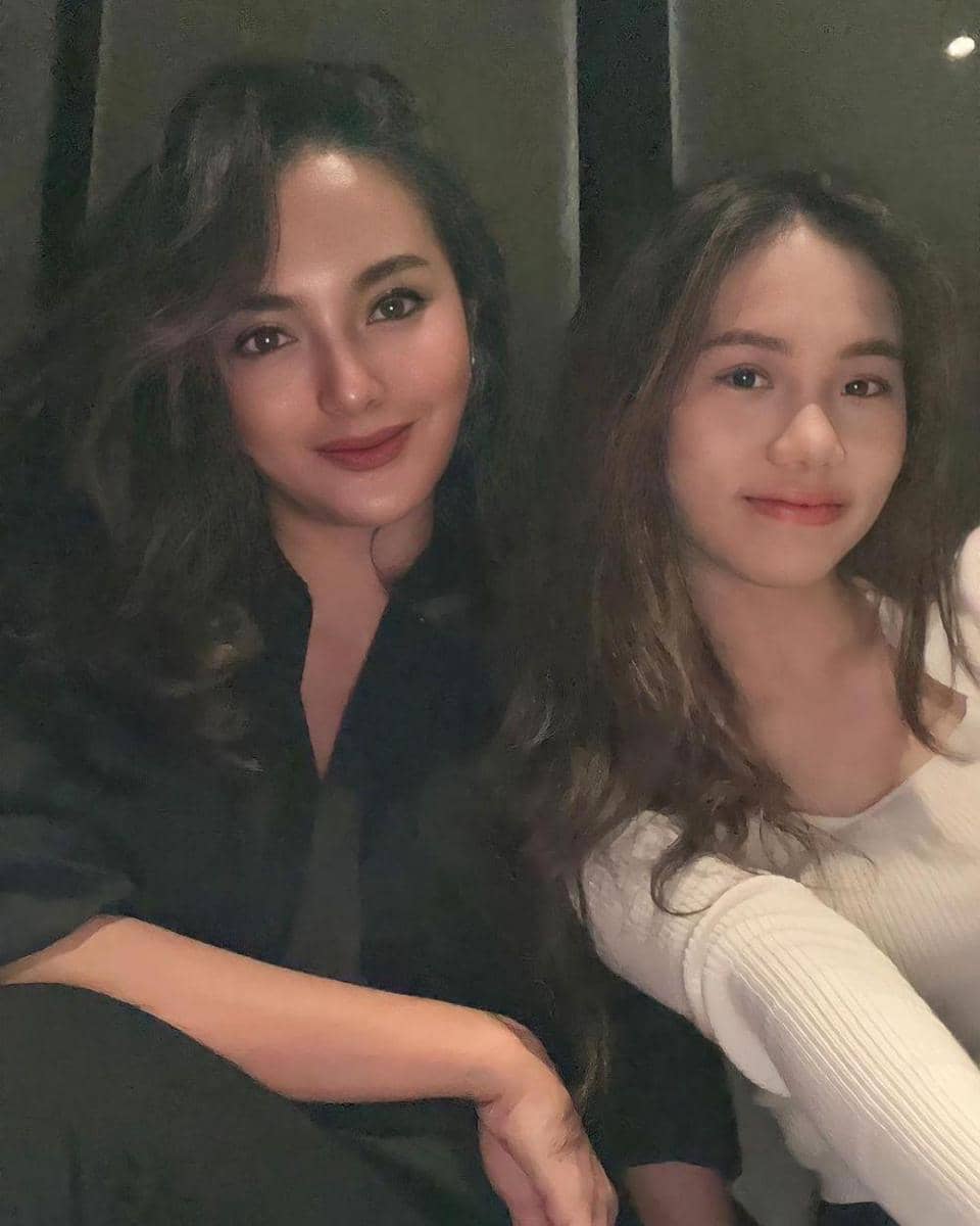 Instagram.com/ririnekawati