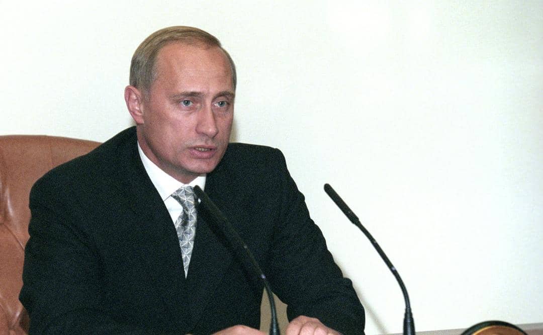 http://en.putin.kremlin.ru/bio/