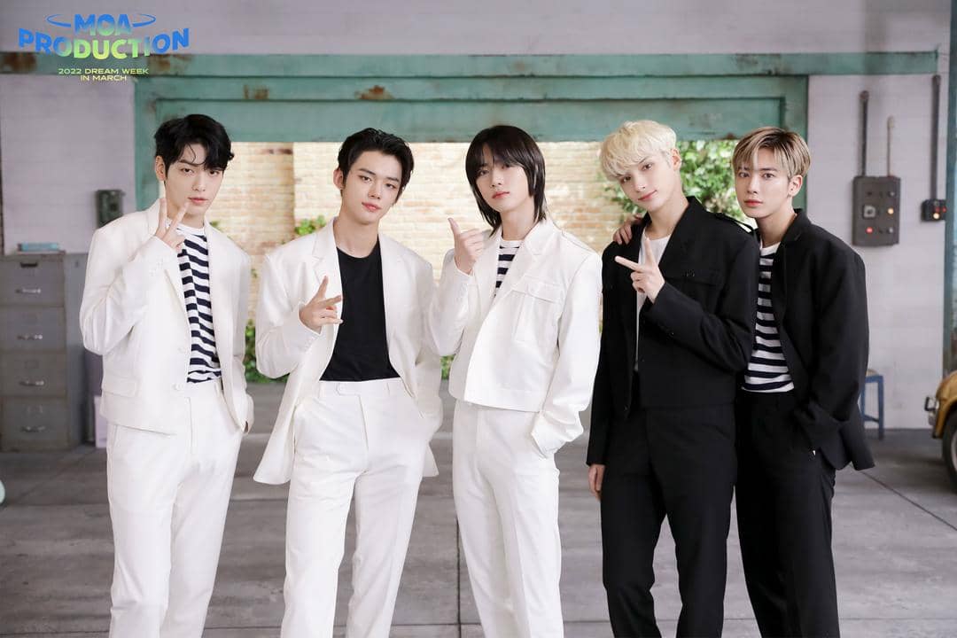 twitter.com/TXT_bighit