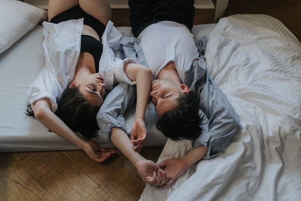 5 Tujuan Orang Mau Melakukan Hubungan Friends with Benefits