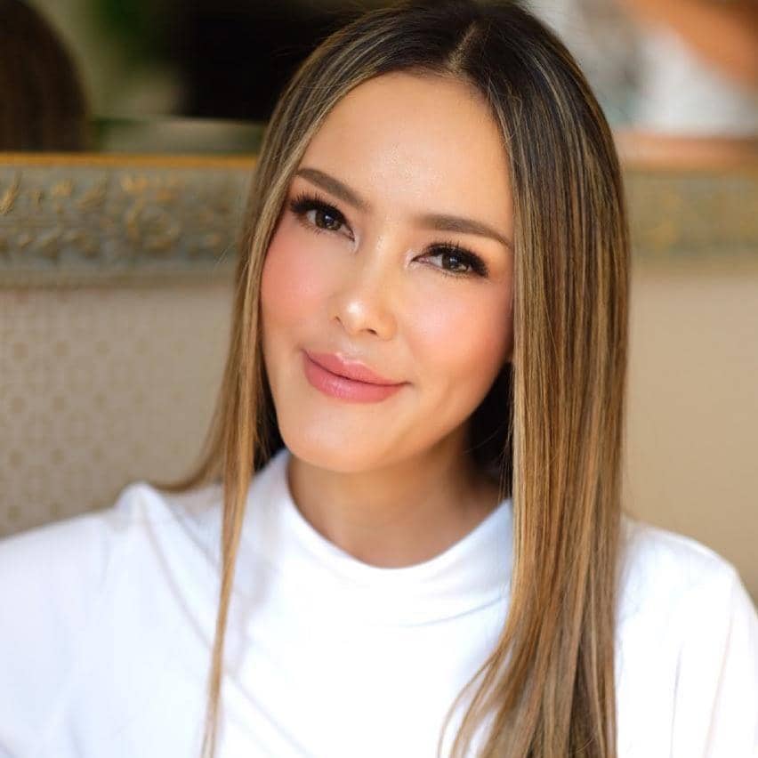 instagram.com/cathysharon/