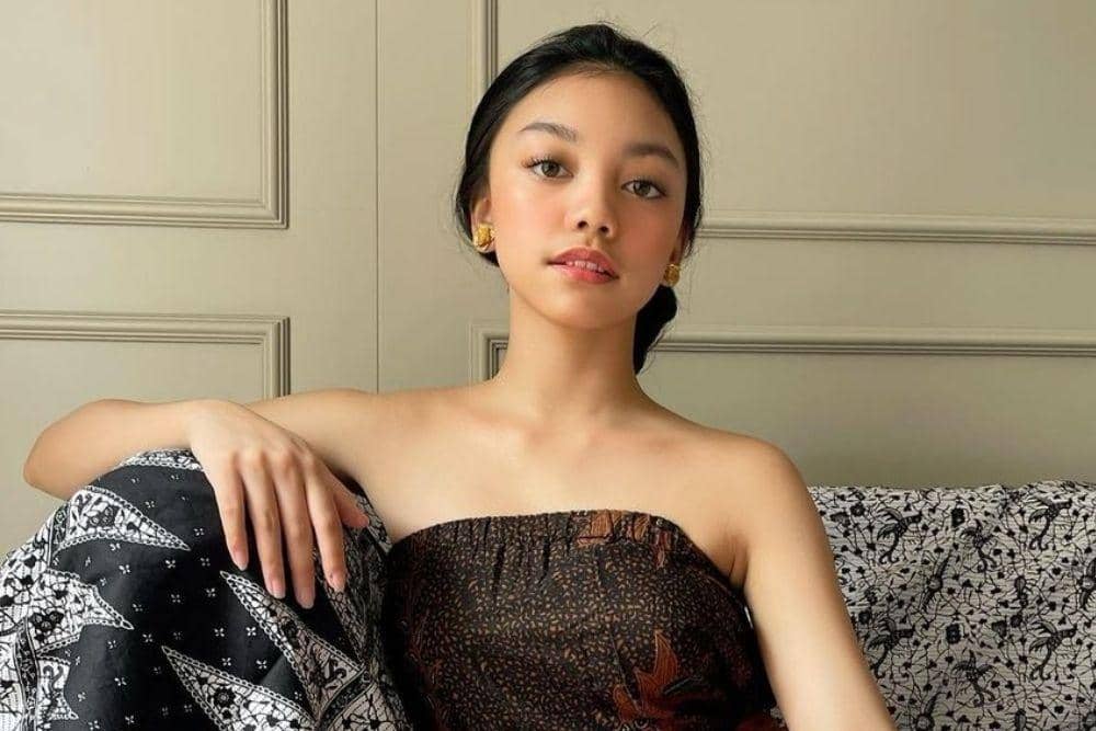 instagram.com/naura.ayu