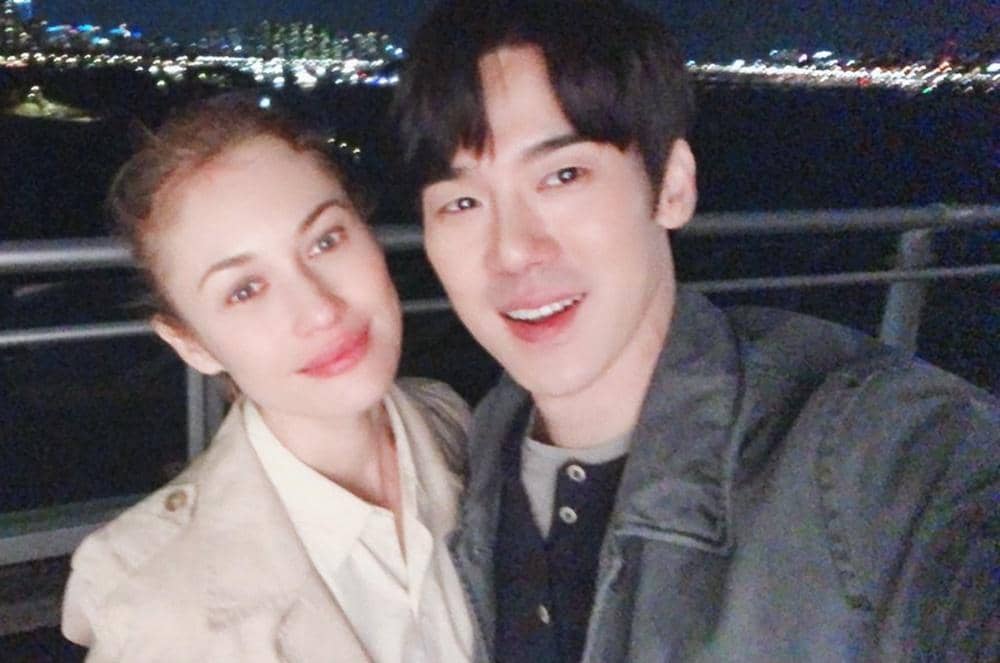 twiter.com/olyakurylenko