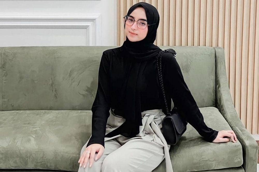 instagram.com/dinanfajrina