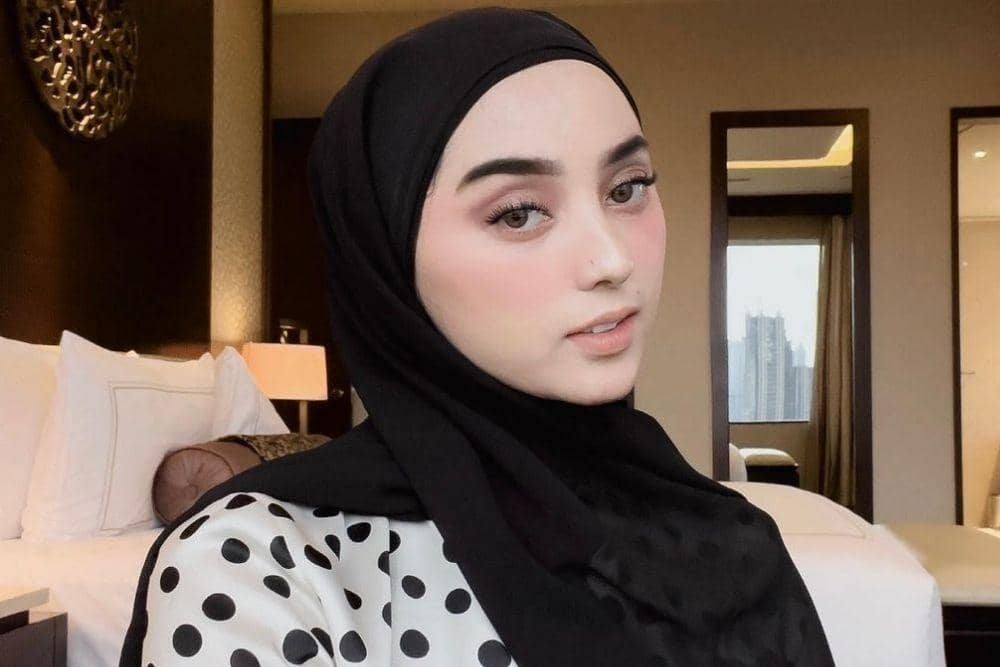 instagram.com/dinanfajrina