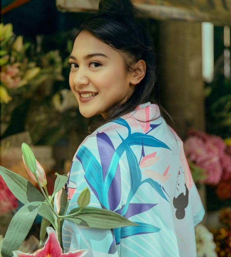 instagram/putri_tanjung