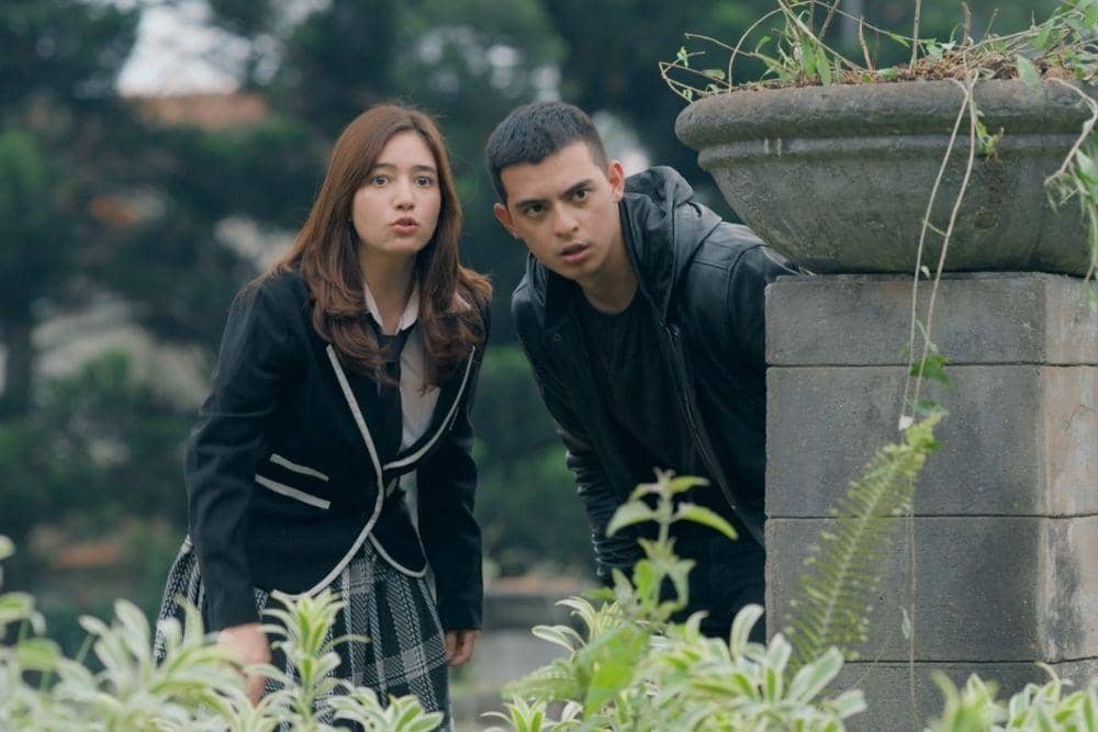 Vidio/Nania Lain Dunia