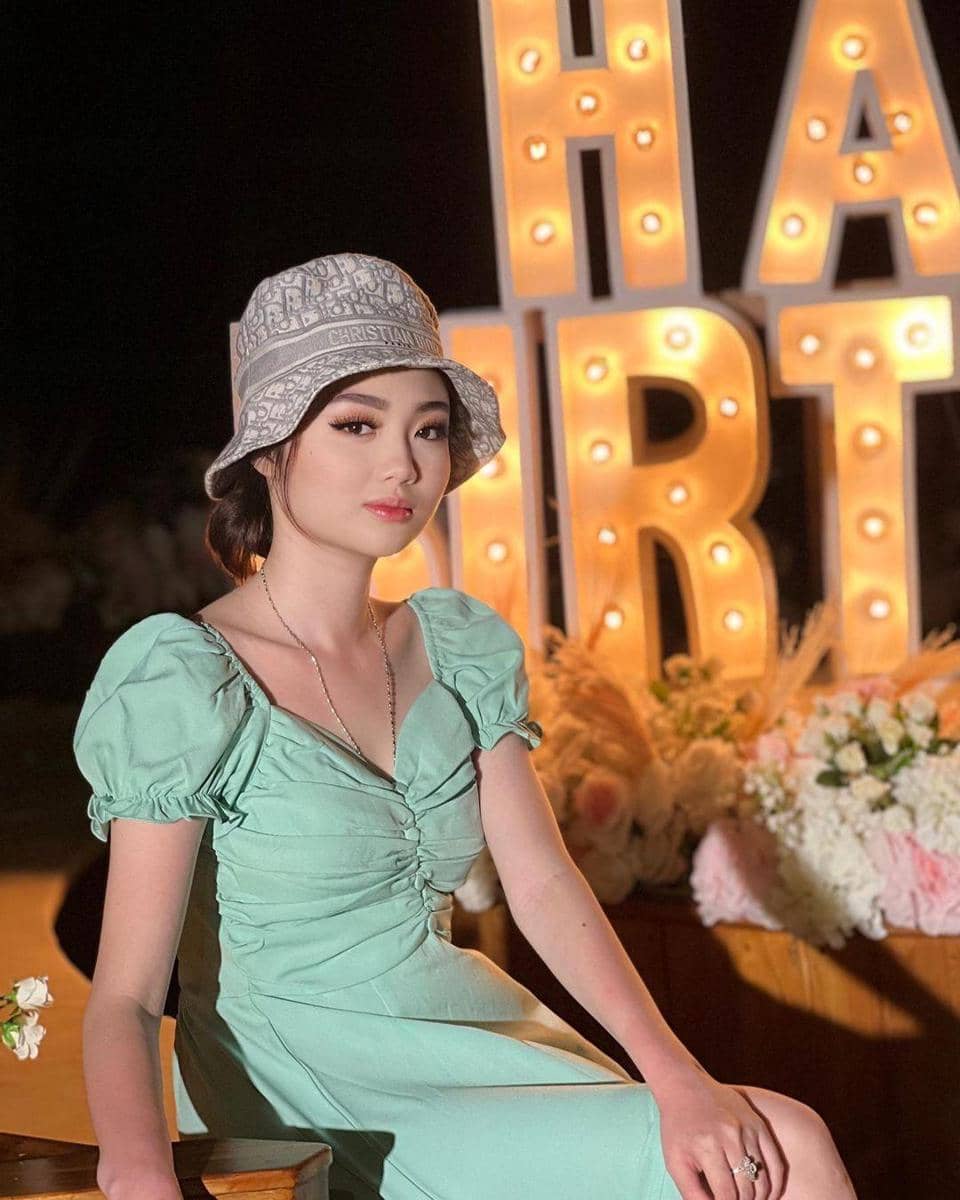 instagram.com/vanessakhongg