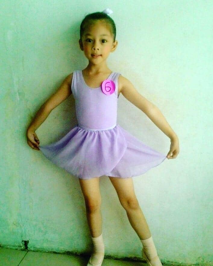 instagram.com/nada_tarina_putri