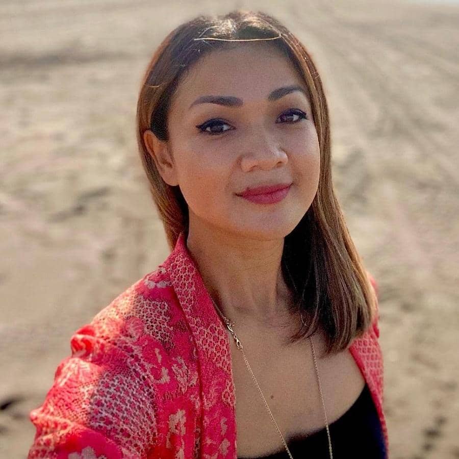 instagram.com/nirinazubir_