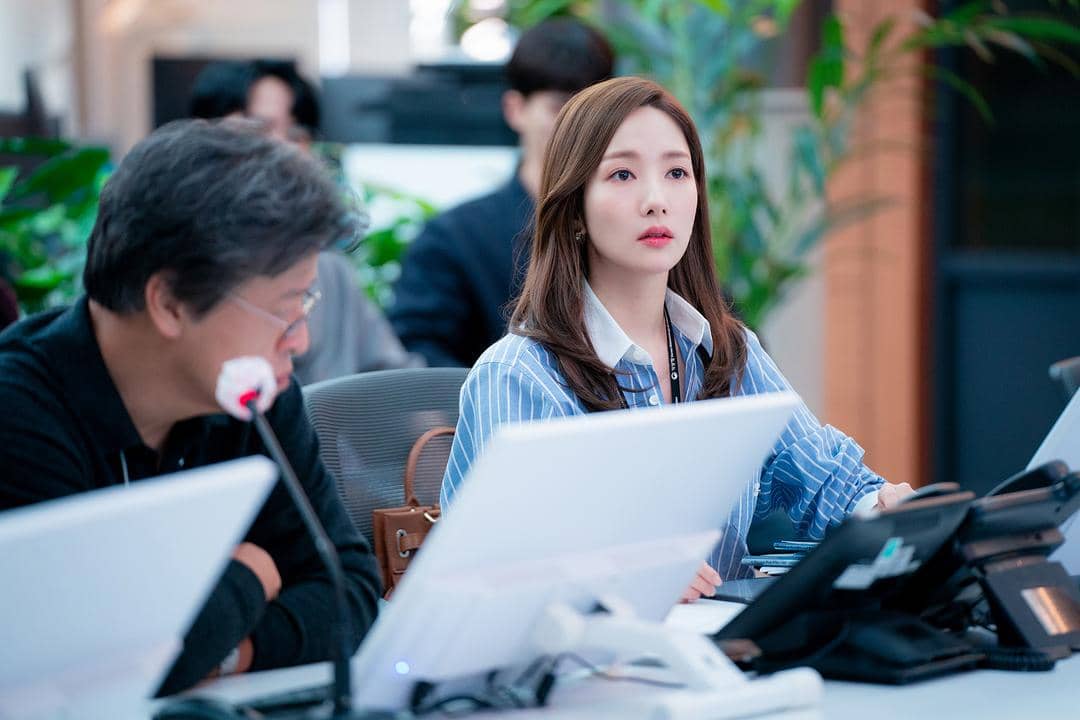 Netflix/Forecasting Love and Weather