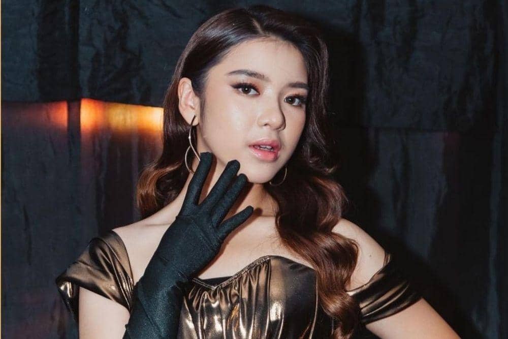 instagram.com/tiaraandini