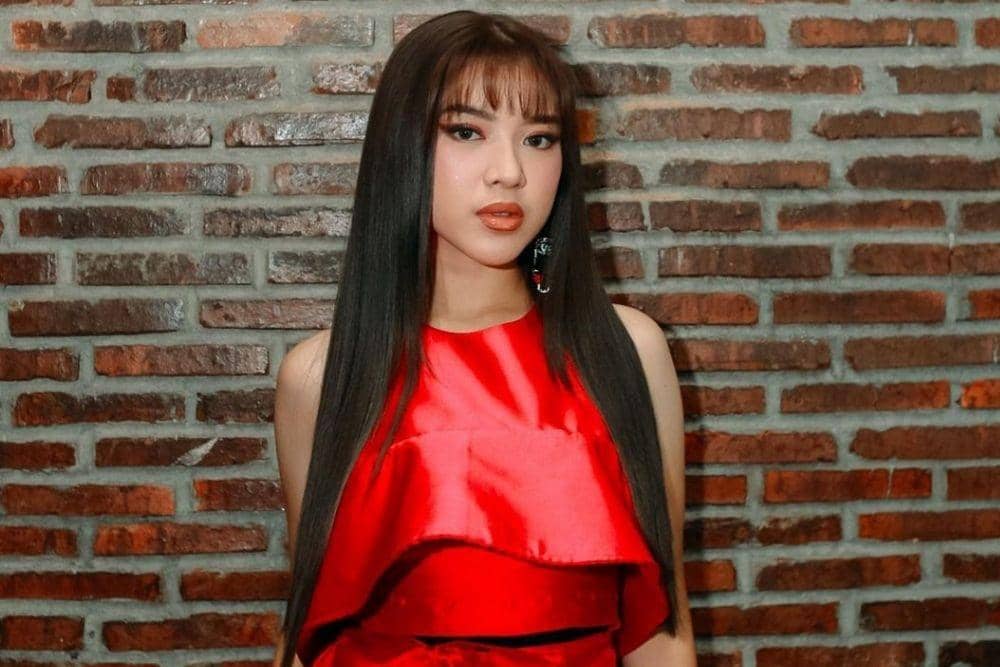 instagram.com/tiaraandini