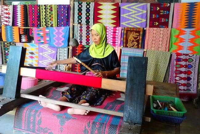 mandalika.indonesia-tourism.com