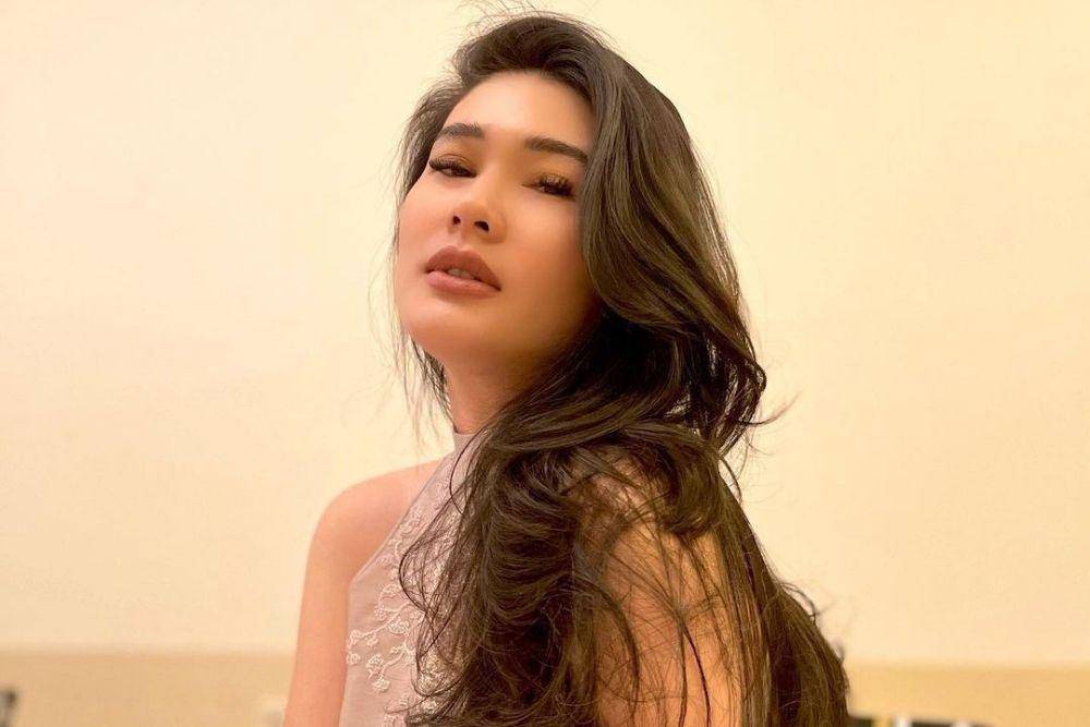 Begini Potret Menawan Artis yang Dinikahi Pilot