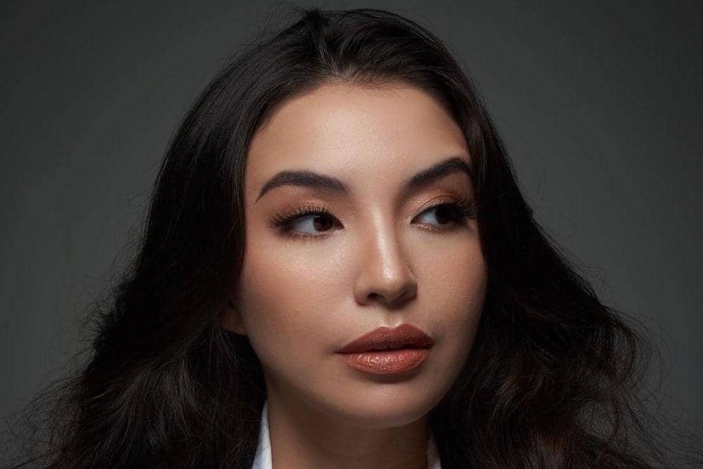 instagram.com/manodelia