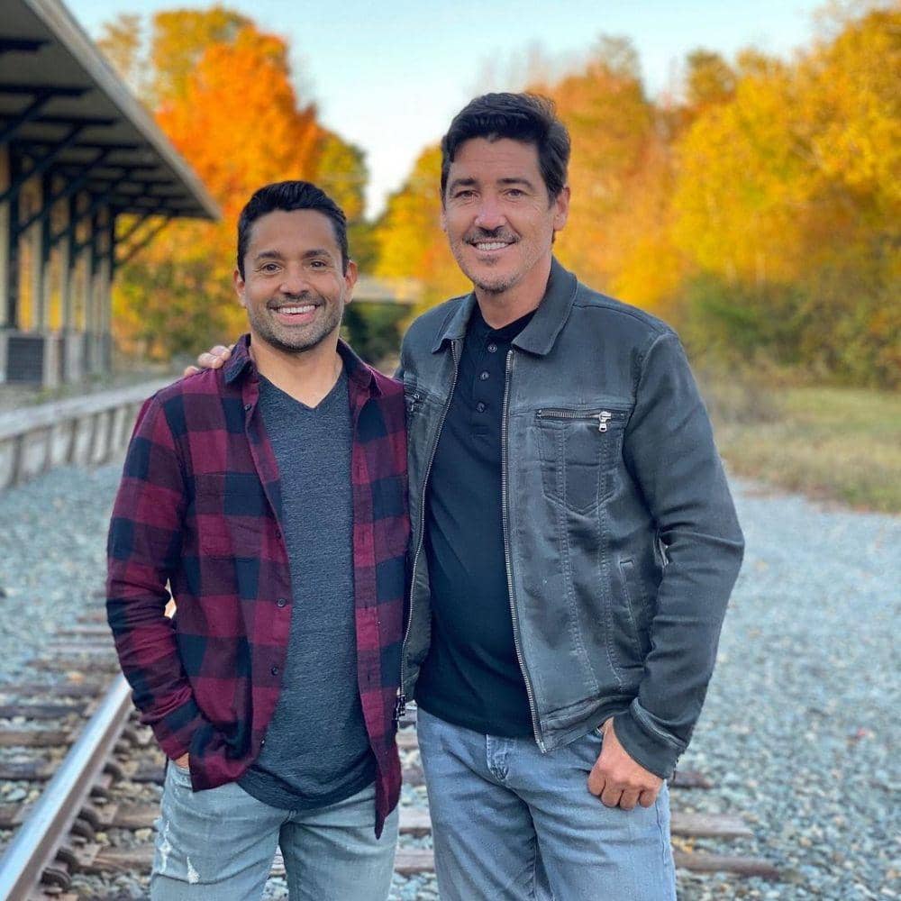 Instagram.com/bluehamilton