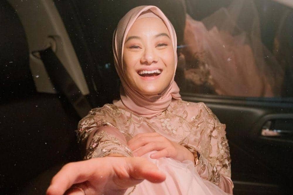 instagram.com/dindahw