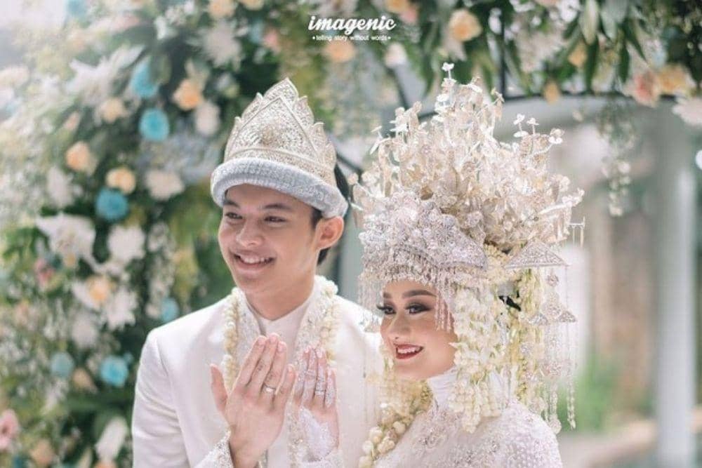 instagram.com/dindahw