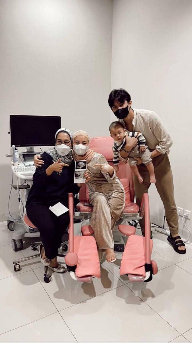 Instagram.com/rey_mbayang