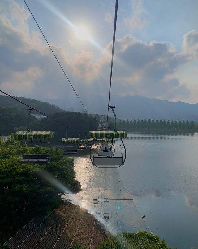 instagram.com/@lasunnysunshine