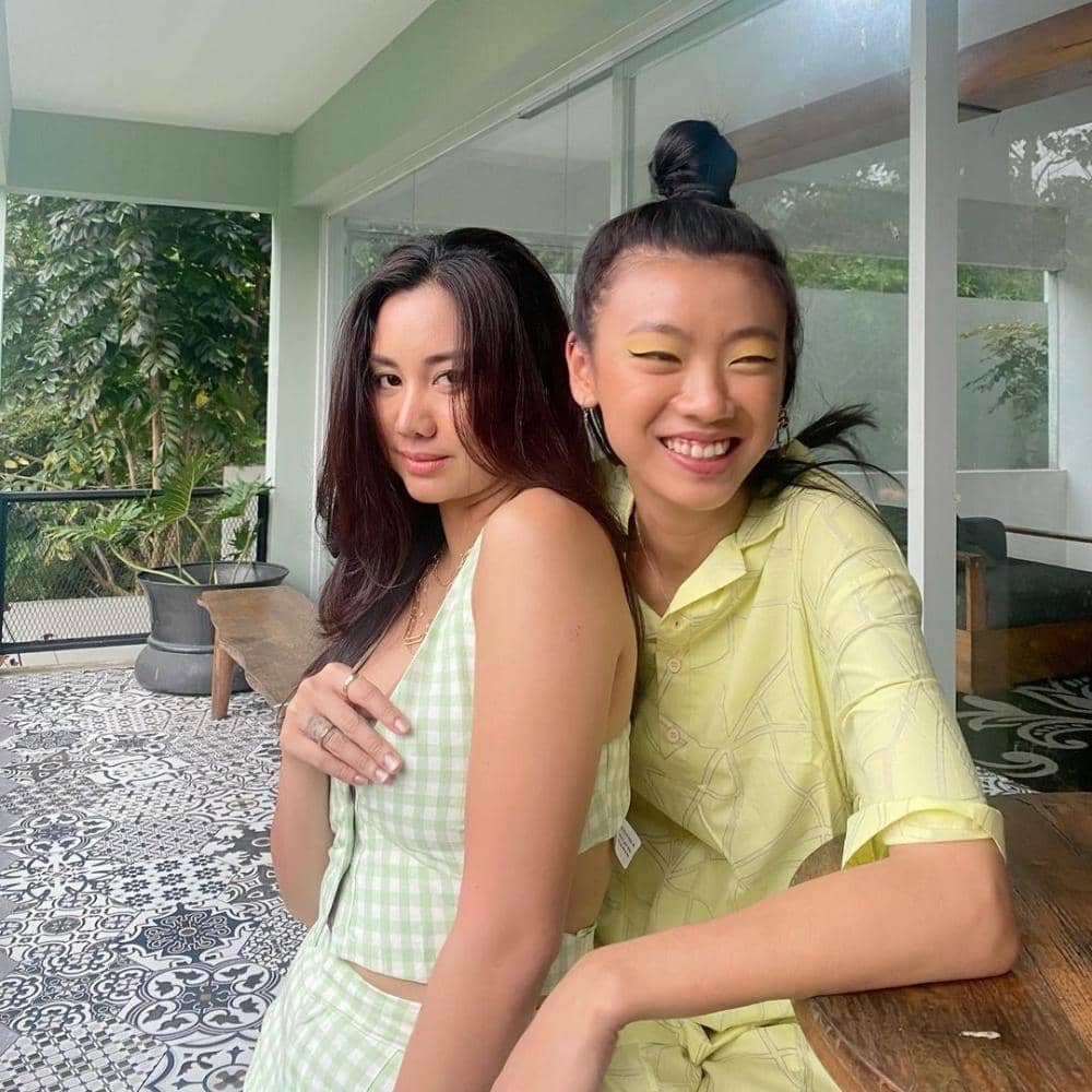 Instagram.com/chikakinsky19