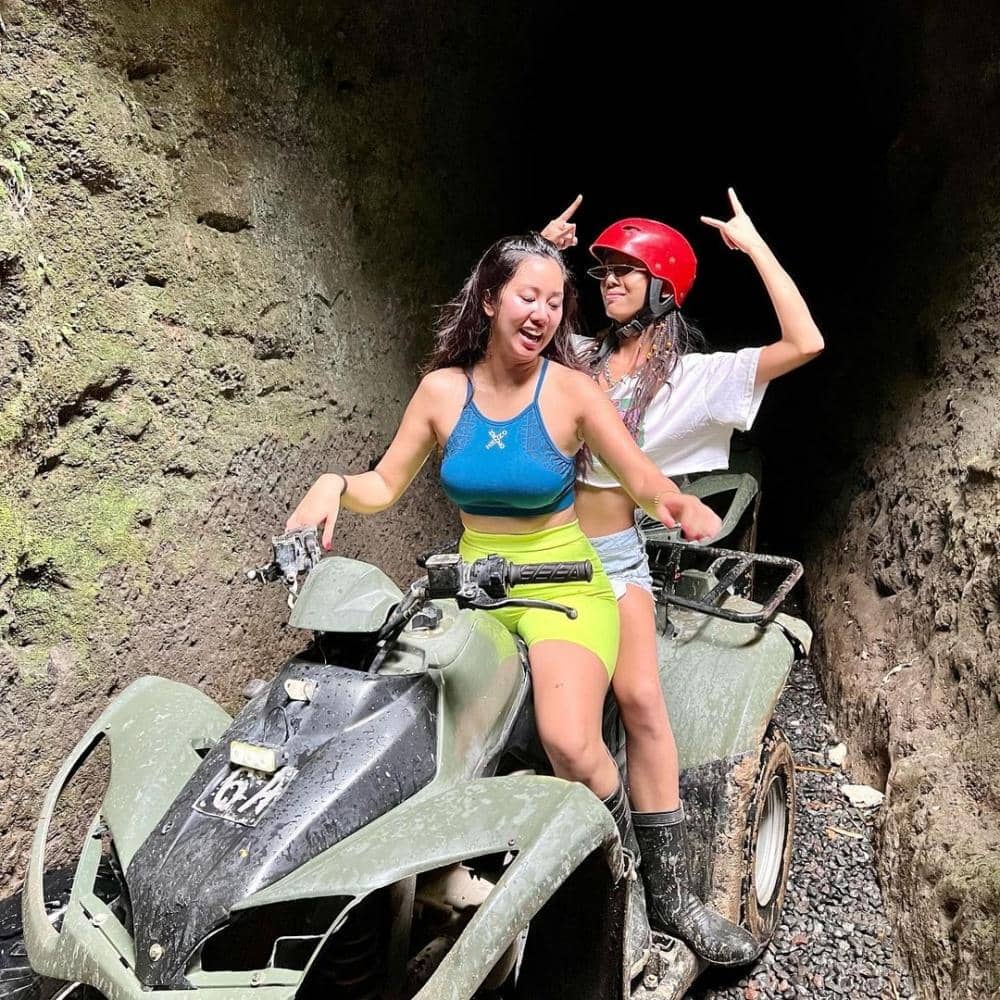 Instagram.com/chikakinsky19