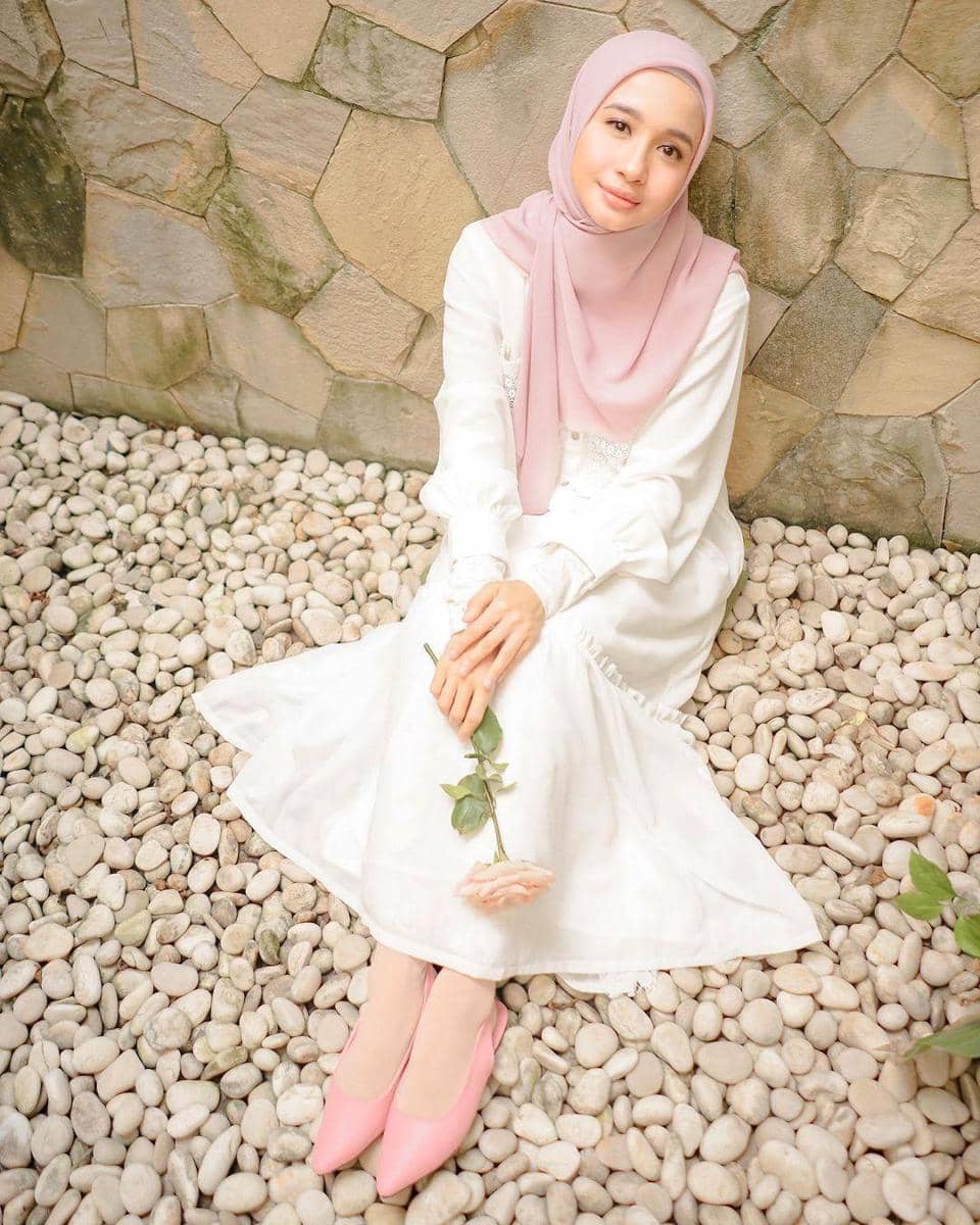 instagram.com/laudyacynthiabella