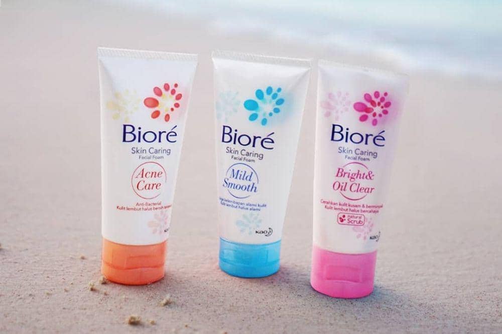 BIORE Skin Caring Facial Foam Acne Care (instagram.com/id.biore)