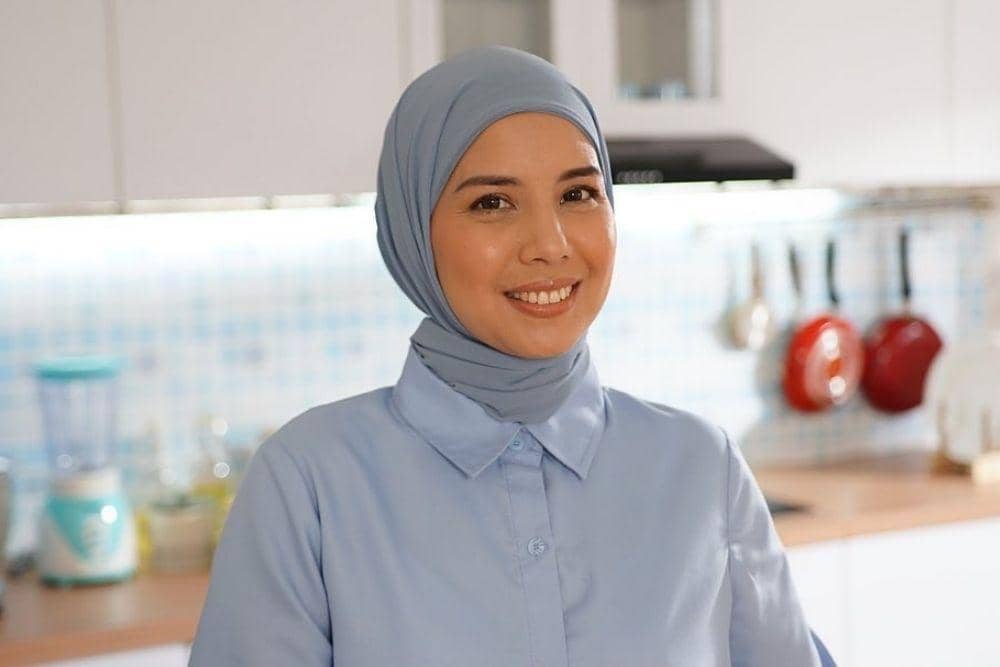 instagram.com/tya_ariestya