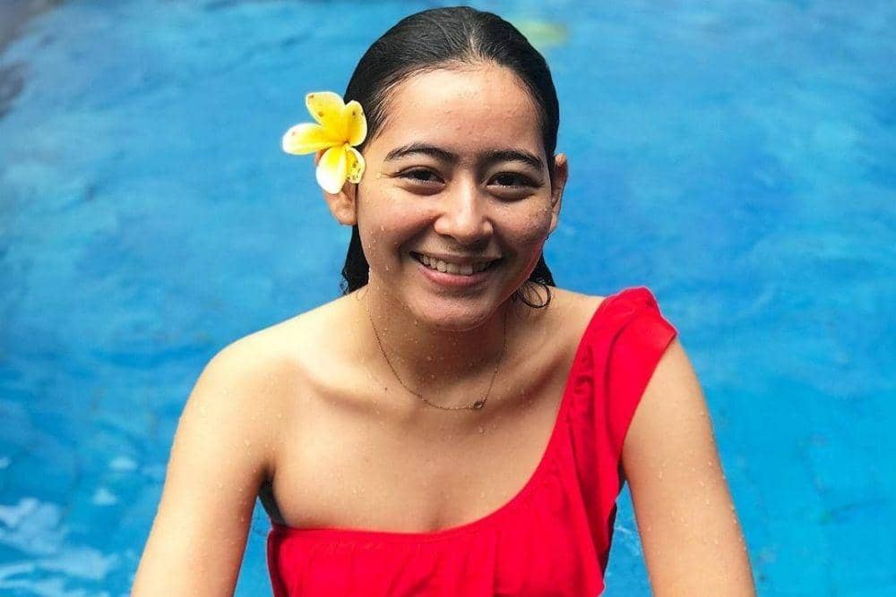 instagram.com/laura_theux