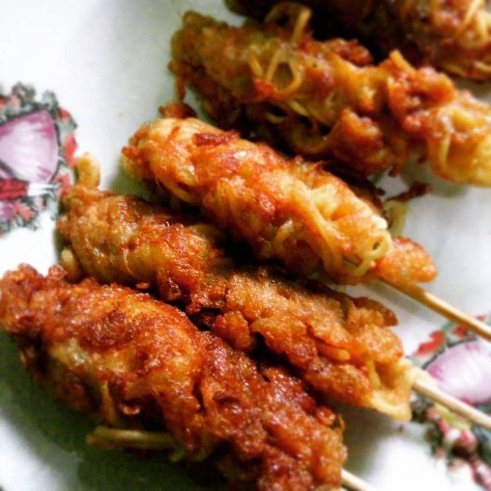 instagram.com/riabuwana777