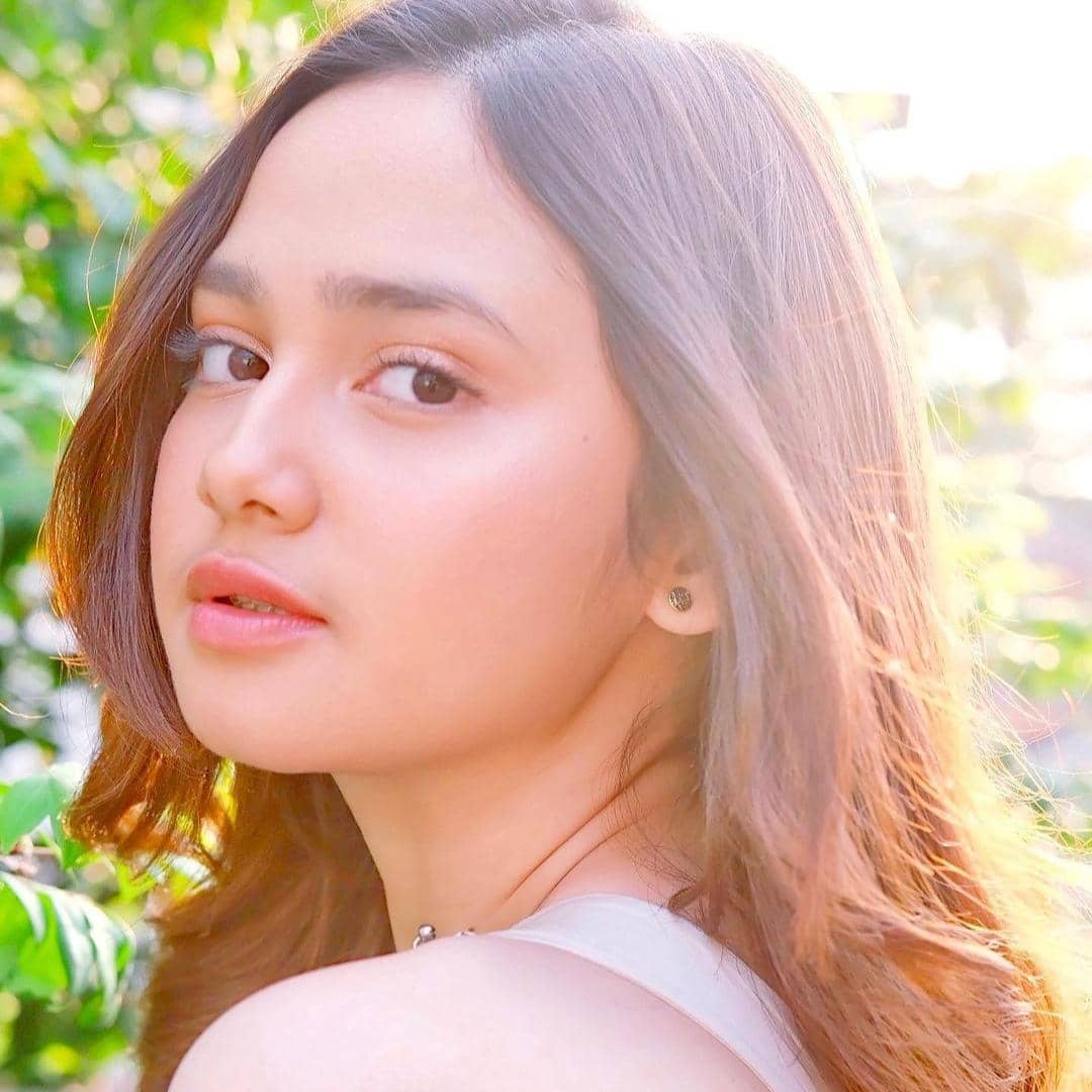 instagram/syifahadjureal