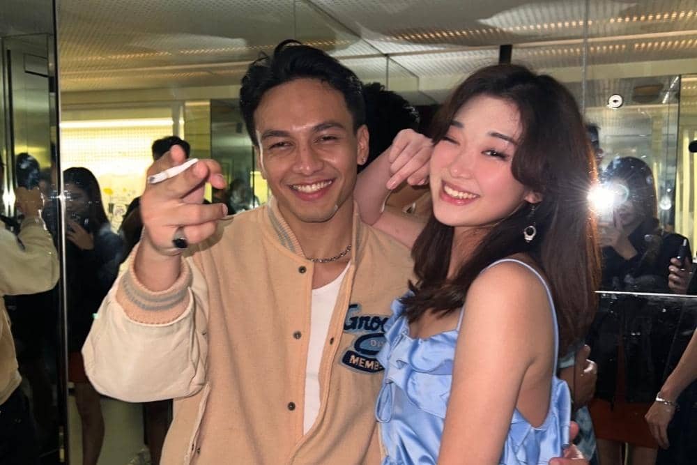 Twitter.com/livyyrenata