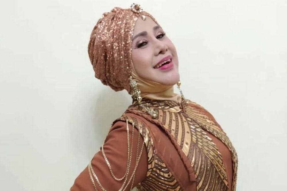 instagram.com/elvy_sukaesih