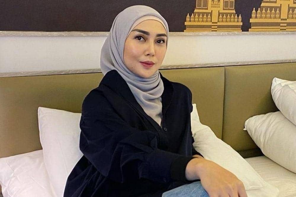 instagram.com/fenitarie