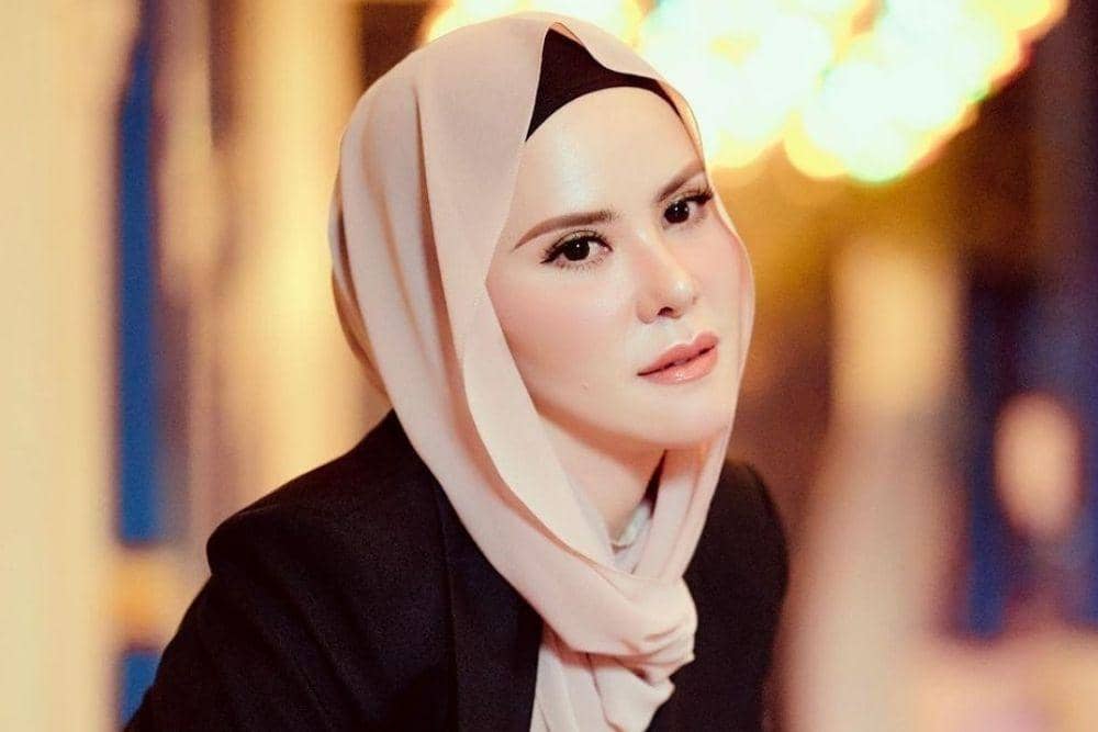 instagram.com/angellelga