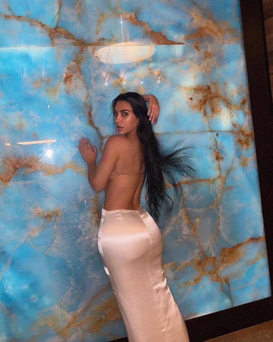 instagram.com/kimkardashian